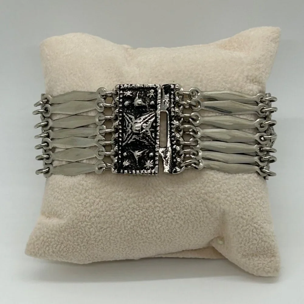 Vintage Mexican Alpaca Silver Panel Bracelet Aztec Motif Made in Mexico Boho - Picture 5 of 14